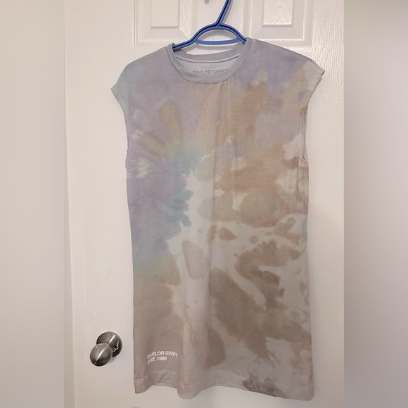 Taylor Swift 1989 Official Tank Top - Picture 1 of 1